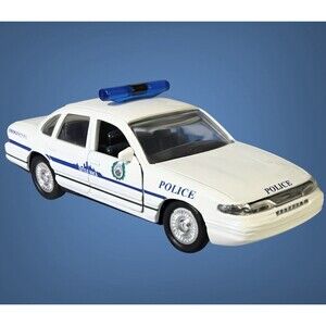 LITTLE ROCK ARKANSAS POLICE Car 1997 Ford Crown Victoria Road Champs